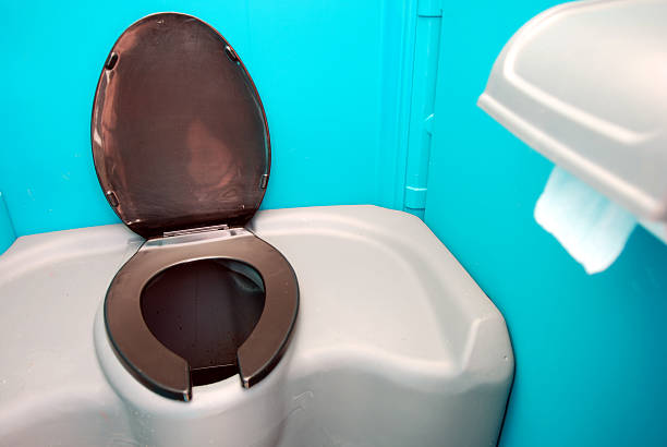 Best Portable toilet rental cost  in Natalia, TX